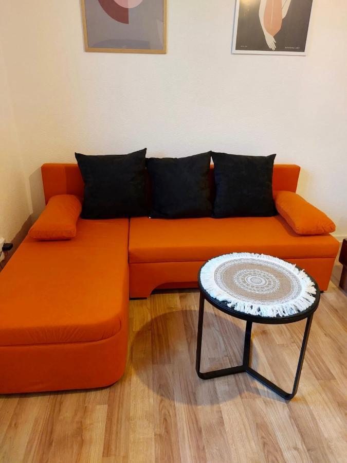 Utulny Apartman V Centre Bb Банска-Бистрица Экстерьер фото